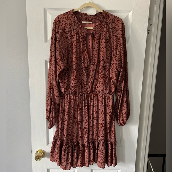 Midi dress with animal print - Picture 1 of 3